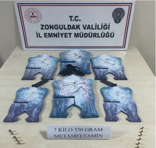 Zonguldak Emniyet Müdürlüğü 15-16/10/2025 tarihlerinde İl Merkezinde Narkotik operasyonu gerçekleştirdi.