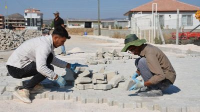 Zile Belediyesi Fen İşleri Müdürlüğü ekipleri, Şeyhali Mahallesi Kızılelma Caddesi