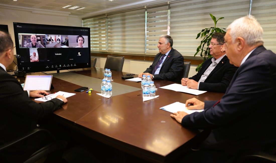 Avm Ve Zincir Marketler Haftada 1 Gün Tatil Edilmeli Türkiye Esnaf ve Sanatkârları Konfederasyonu (TESK) ile Türkiye Perakendeciler Federasyonu