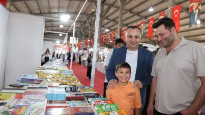 Amasya Belediyesi tarafından bu yıl ilki düzenlenen kitap fuarı 9