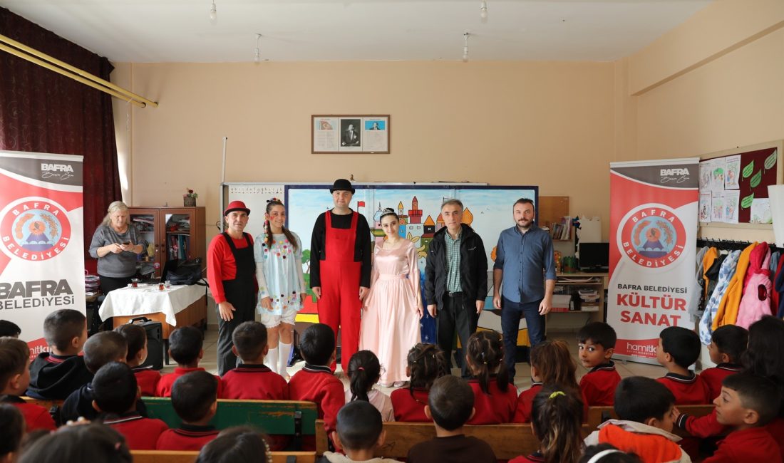 Bafra’da Kültür Ve Sanat Yola Çıktı.minik Kalplere Ulaştı. Bafra Belediyesi Tiyatroyu minik yüreklerle buluşturmaya devam ediyor.Çocuk tiyatrosu merkeze