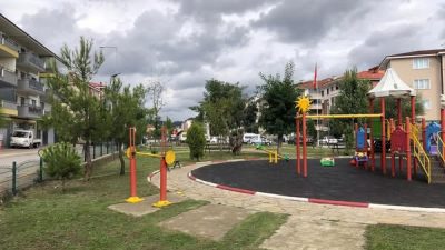 Bartın Belediyesi, kent genelindeki çocuk oyun alanlarının daha güvenli, temiz