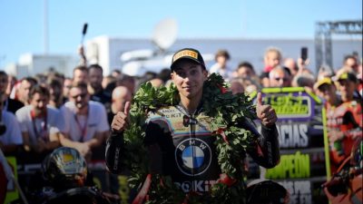 Cumhurbaşkanı Recep Tayyip Erdoğan, 2025 Dünya Superbike Şampiyonu olan millî