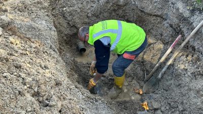 Bartın’ın Gölbucağı Mahallesi Eski Sokak’ta ana su hattında meydana gelen