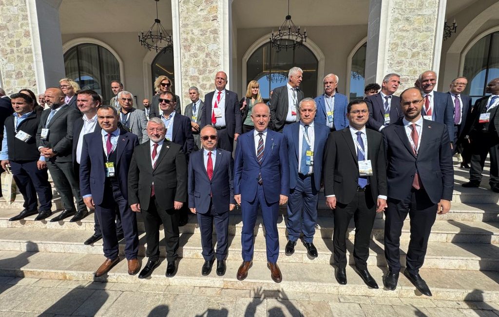 Çorum Belediye Başkanı Dr. Halil İbrahim Aşgın, Azerbaycan’ın Hankendi şehrinde