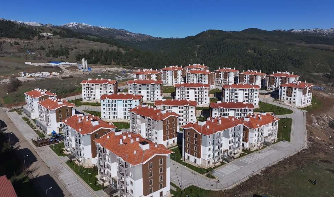 ‘Yüzyılın Konut Projesi’nin Detayları Açıklanacak İstanbul Başakşehir’de bugün düzenlenecek “Yüzyılın Konut Projesi 500 Bin Sosyal
