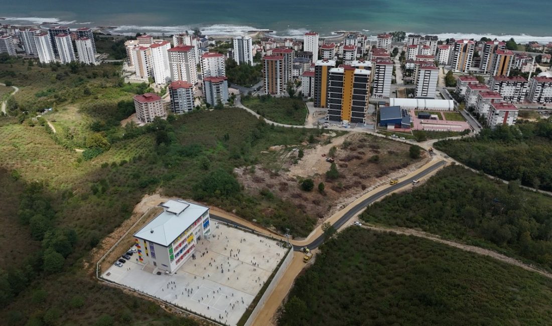 Ordu Büyükşehir Belediyesi, Fatsa’da konforlu ulaşımın kapılarını aralamaya devam ediyor.