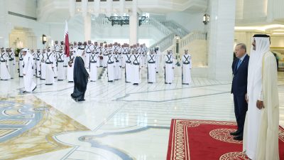 Cumhurbaşkanı Recep Tayyip Erdoğan, Katar’ı resmî ziyareti kapsamında Katar Emiri