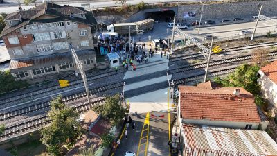 Geyve Alifuatpaşa’yı iki ayrı yakaya bölen hemzemin geçit, Büyükşehir Belediyesi’nin