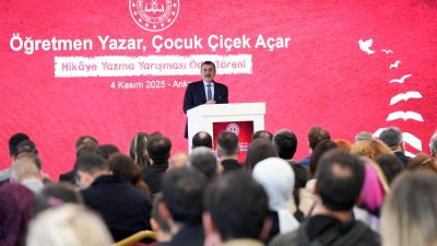 Türkiye Yüzyılı Maarif Modeli’nde yer alan kazanımlarla uyumlu, öğretmenlerin pedagojik