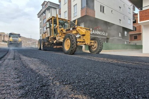 Bayburt Belediyesi, şehri daha düzenli, temiz ve güzel bir görünüme