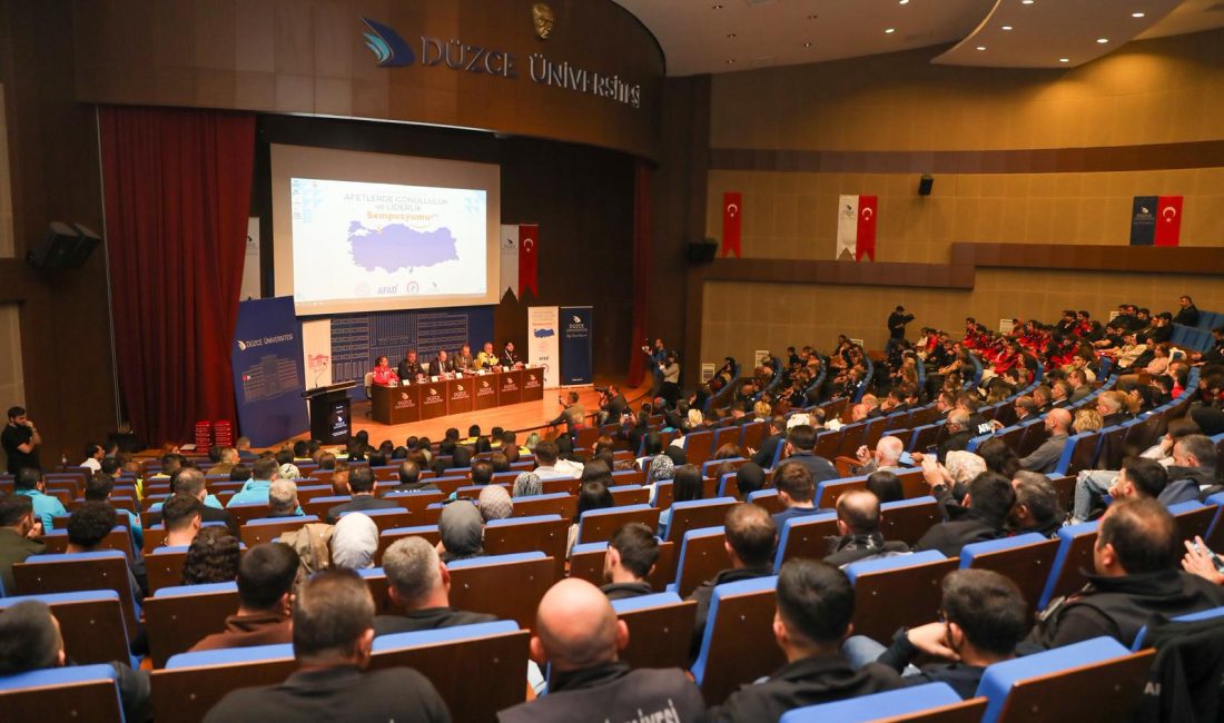 “Kentsel Dönüşüm Stratejimizi Sürdürüyoruz” Düzce Belediye Başkanı Dr. Faruk Özlü, Düzce Valiliği himayesinde düzenlenen