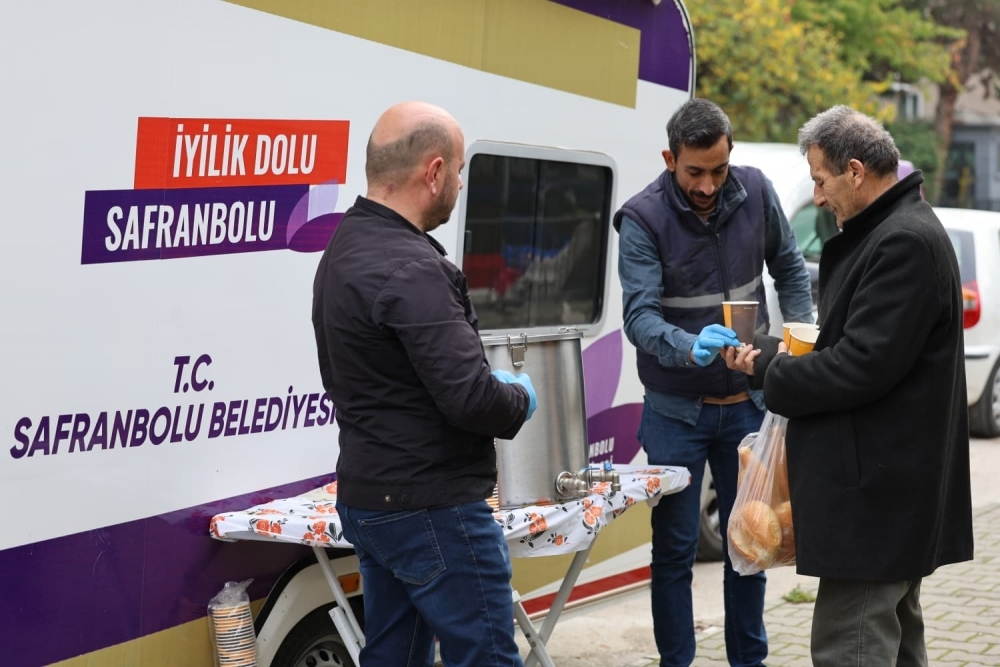 Safranbolu Belediyesi’nden Pazaryerine Sıcak Dokunuş Kış aylarının gelmesiyle birlikte Safranbolu Belediyesi’nin her yıl geleneksel hale