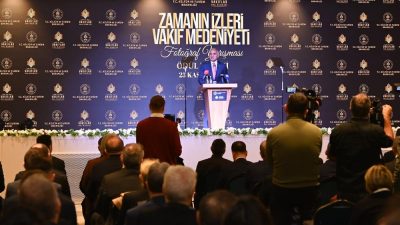 Ayasofya’da yürütülen restorasyon çalışmalarının bilimsel bir seferberlik olduğunu söyleyen Bakan