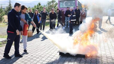 Zile Belediyesi İtfaiye Müdürlüğü ekipleri tarafından ilçemizde yangın güvenlik tedbirleri