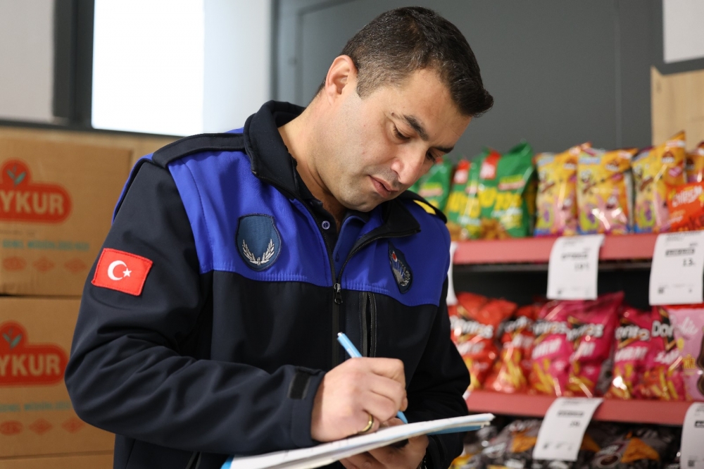 Safranbolu Kaymakamlığı işyerleri denetim komisyonu tarafından ilçe genelinde çok yönlü