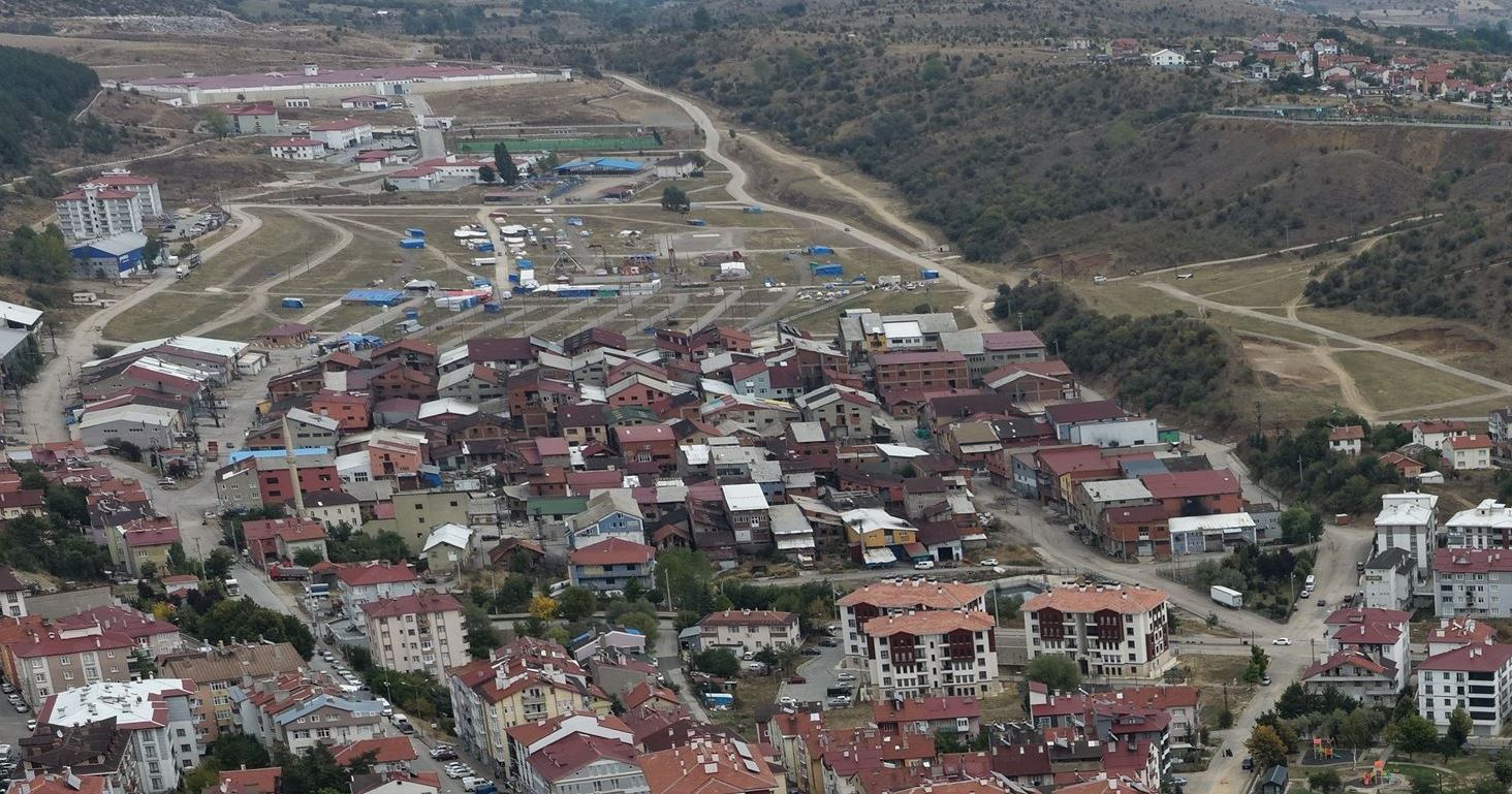 Bir Mahalle Yeniden İmar Edildi Gerede Belediyesinin Türkiye’ye örnek bir şekilde başlattığı kentsel dönüşüm hareketi