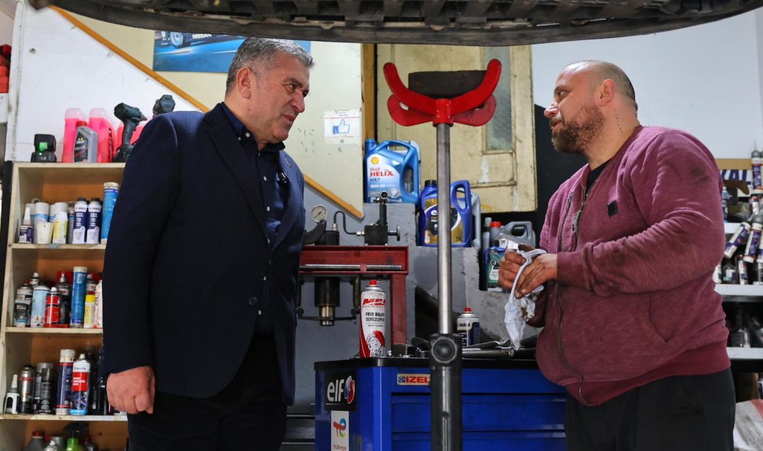 Başkan Sıbıç’tan Sanayi Esnafına Ziyaret Bulancak Belediye Başkanı Necmi Sıbıç, Yakup Zere Sanayi Sitesi’ni ziyaret