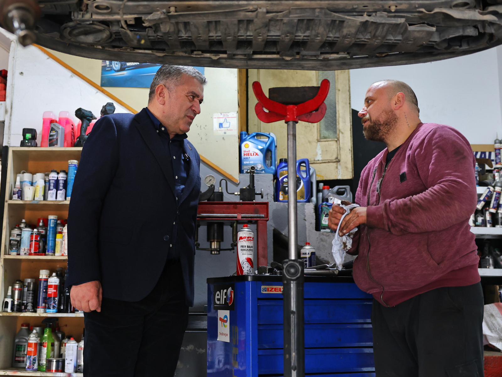 Başkan Sıbıç’tan Sanayi Esnafına Ziyaret Bulancak Belediye Başkanı Necmi Sıbıç, Yakup Zere Sanayi Sitesi’ni ziyaret