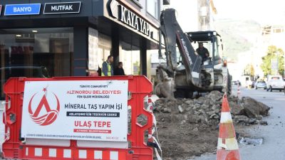 Altınordu Belediyesi, kentin çehresini değiştiren sokak iyileştirme hamlesinde yeni durağı