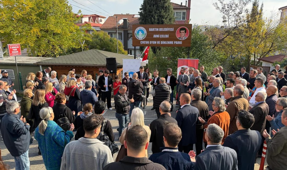 Yenilenen Yüzüyle Avni Çelebi Parkı Açıldı Bartın Belediyesi tarafından revizyon çalışmaları tamamlanan Avni Çelebi Parkı, düzenlenen