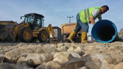 Ordu Büyükşehir Belediyesi, özellikle yağışlı havalarda yaşanan su baskınlarını önlemek