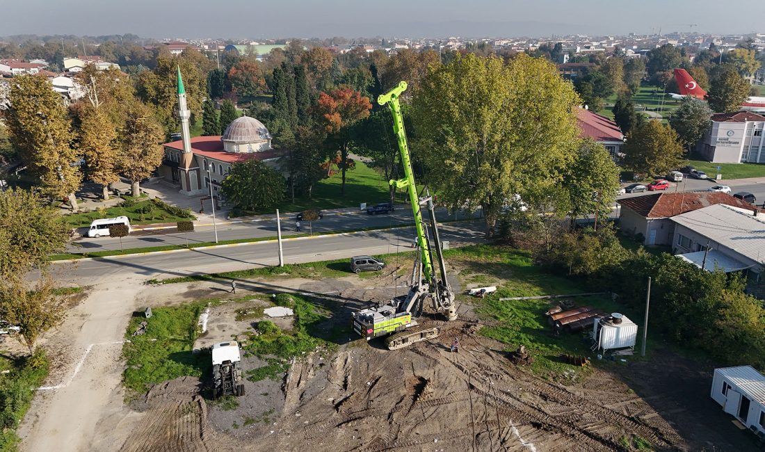 1 milyon kitaplı Şehir Kütüphanesi için ilk kazma vuruldu Büyükşehir Belediye Başkanı Yusuf Alemdar’ın inşa sürecinin başlayacağı müjdesini verdiği