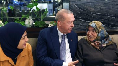 Cumhurbaşkanı Recep Tayyip Erdoğan, partisinin Merkez Yürütme Kurulu (MYK) toplantısının