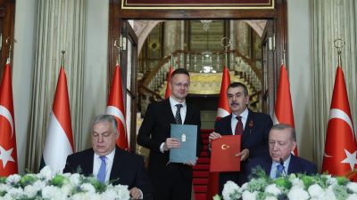 Millî Eğitim Bakanı Yusuf Tekin ile Macaristan Dışişleri ve Dış