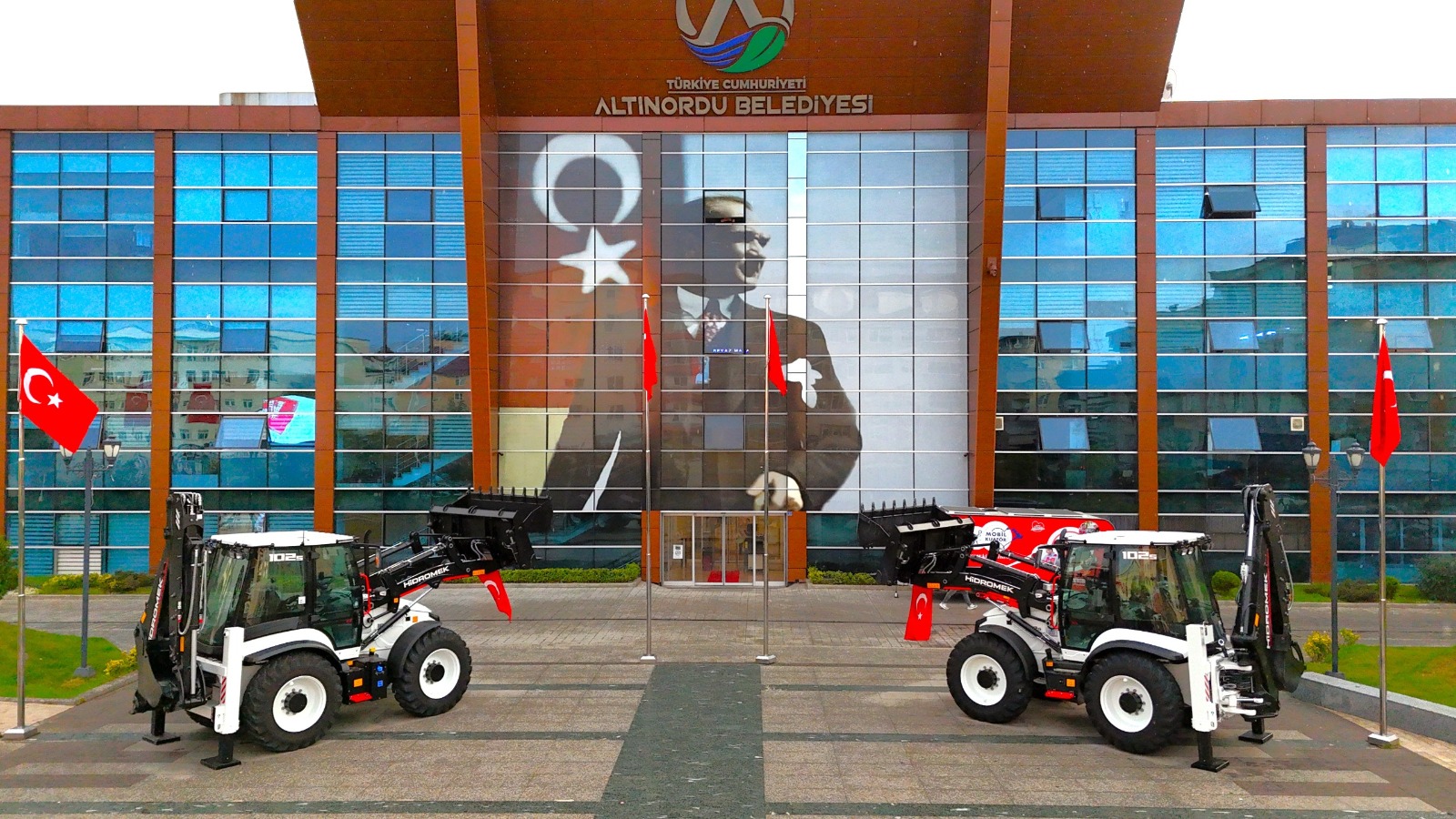 Altınordu Belediyesi, Başkan Ulaş Tepe öncülüğünde kent genelinde hizmet kalitesini