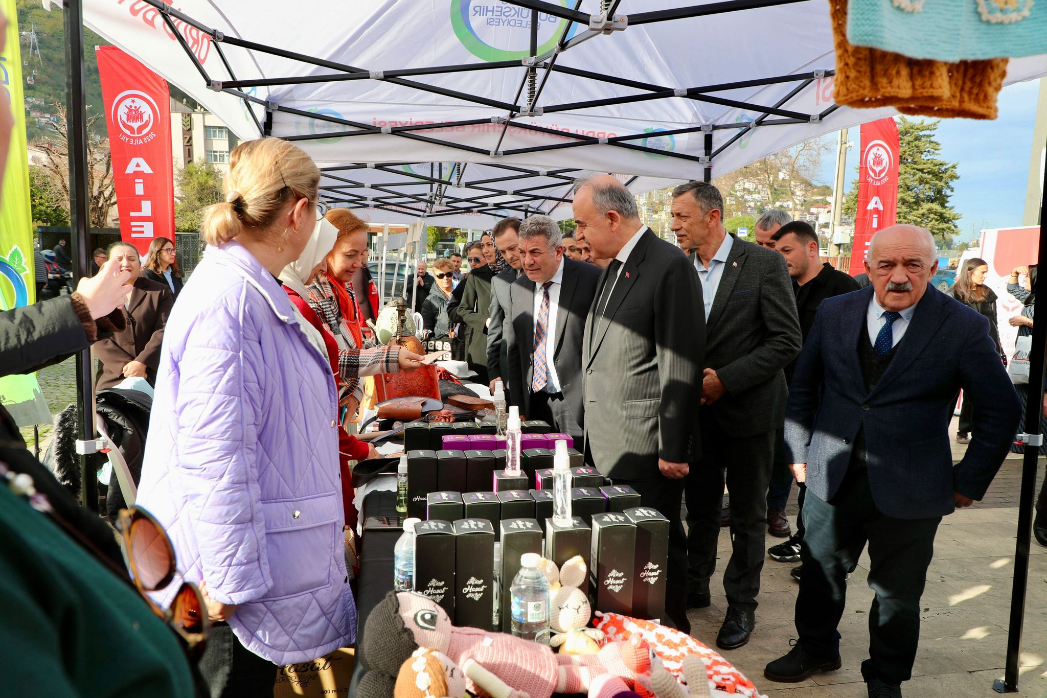 “Yükselen Kadınlar Girişimcilik Eğitim Tırı” Ordu’da Kadın Girişimcilerle Buluştu Aile ve Sosyal Hizmetler Bakanlığı ile Türkiye Halk Bankası işbirliğinde