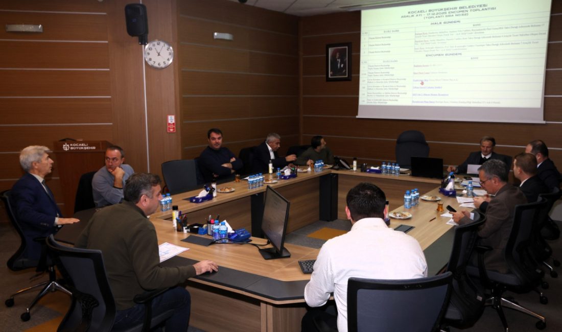 İşletmeler 03.30’a kadar açık kalacak Kocaeli Büyükşehir Belediyesi Encümen toplantısında, yaklaşan yılbaşı etkinlikleri için işletmelerin