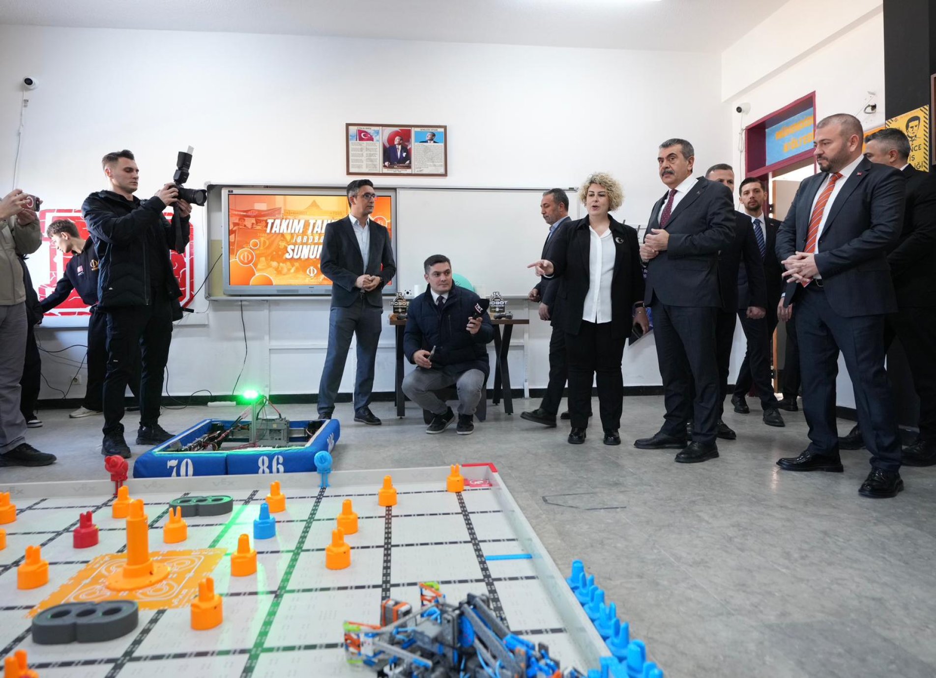 Millî Eğitim Bakanı Yusuf Tekin, Arnavutköy’deki İbrahim Özaydın Mesleki ve