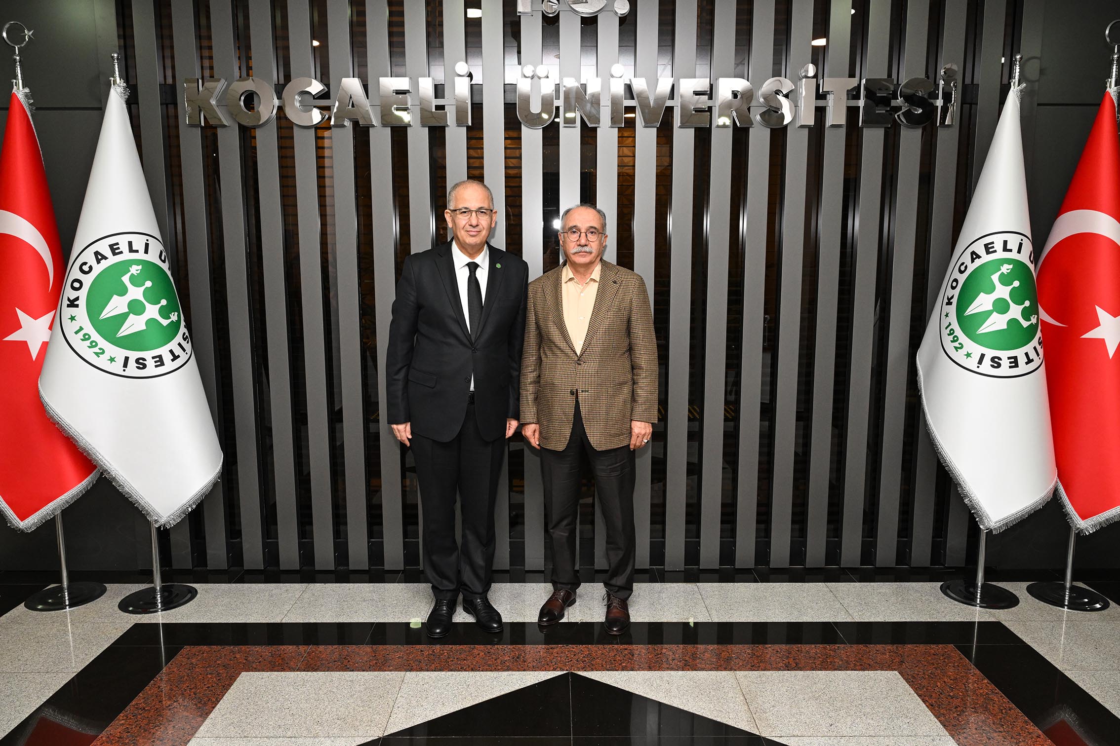 Eski Milli Eğitim Bakanı Prof. Dr. Ömer Dinçer, Kocaeli Üniversitesi