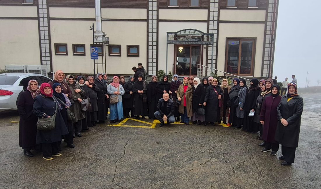 Rize’de Dilruba Buluşmaları Devam Ediyor Rize Belediyesi, Dilruba Buluşmaları kapsamında yaşlı vatandaşlarla bir araya gelmeye