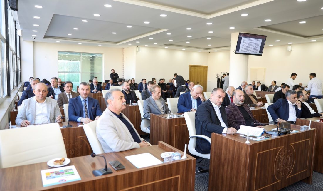 Belediye Meclisi 2025 Yılının Son Toplantısını Gerçekleştirdi Belediye Meclisi Toplantı Salonu’nda Belediye Başkanı Hamit Kılıç başkanlığında gerçekleştirilen