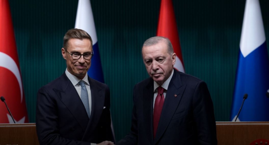 Cumhurbaşkanı Recep Tayyip Erdoğan, Finlandiya Cumhurbaşkanı Alexander Stubb ile bir