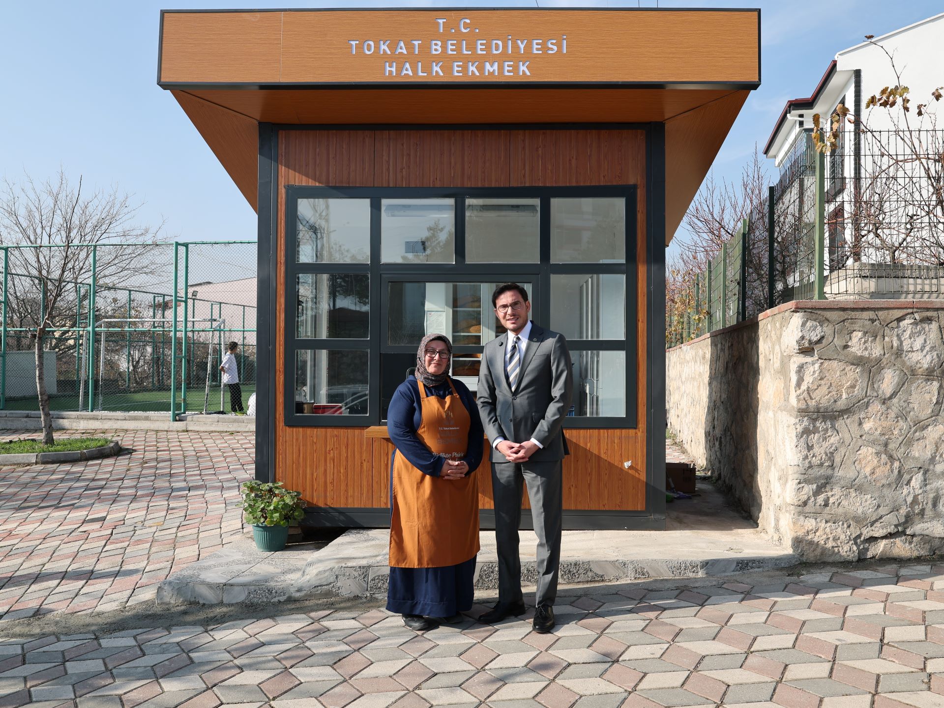 Tokat Belediyesi, ekonomik ekmeğe erişimi kolaylaştırmak amacıyla yürüttüğü Halk Ekmek