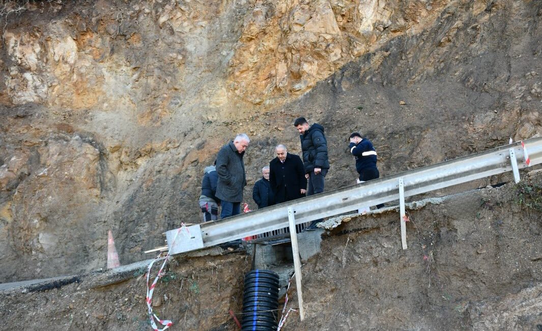 Artvin Belediye Başkanı Bilgehan Erdem, şehrimizin farklı noktalarında devam eden