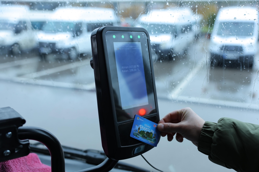 Samsun Büyükşehir Belediyesi, kent genelinde toplu ulaşımı daha düzenli ve