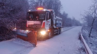 Kocaeli Büyükşehir Belediyesi, kar yağışının başladığı ilk andan itibaren daha