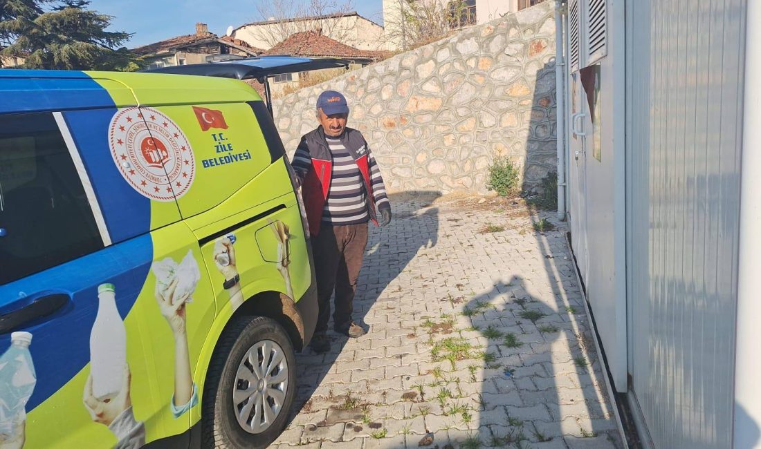 Zile Belediyesi Sıfır Atık Projesi kapsamında evlerden ve kurumlardan geri