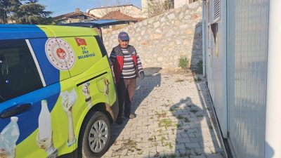 Zile Belediyesi Sıfır Atık Projesi kapsamında evlerden ve kurumlardan geri