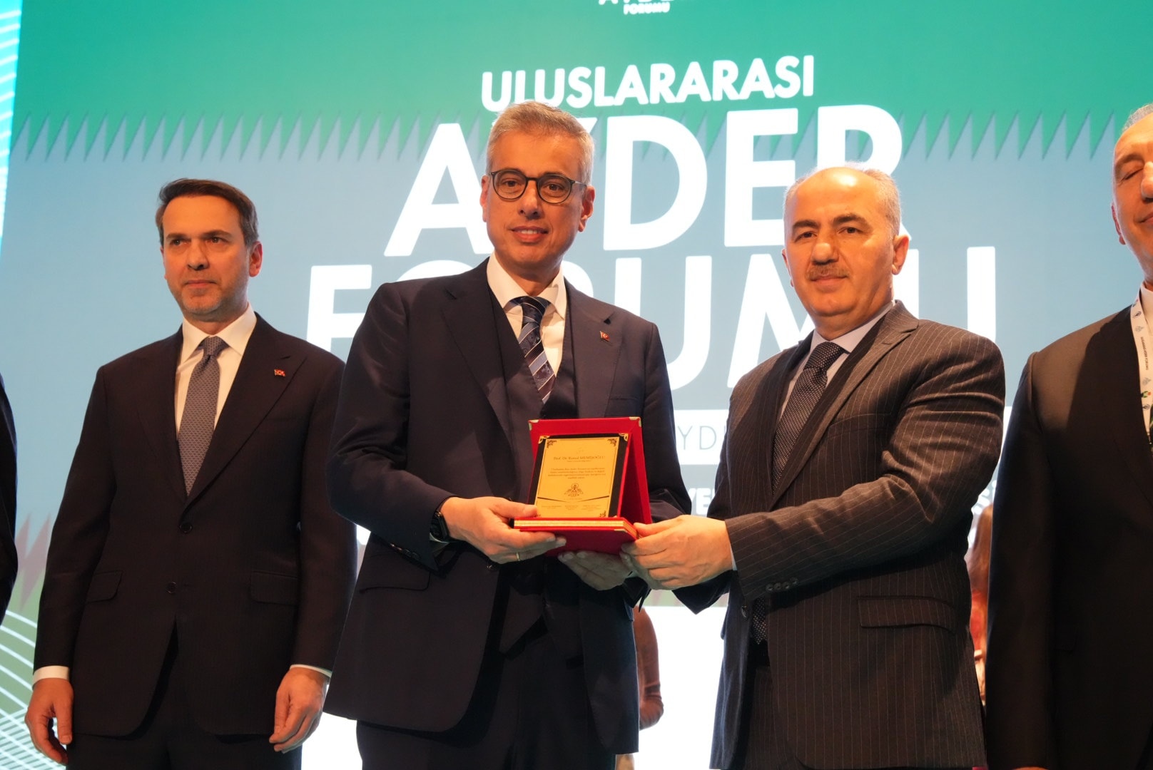 Enerji, Küresel Güvenlik ve Diplomasi alanlarında bölgesel ve küresel gelişmelerin