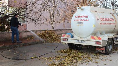 Zile Belediyesi Temizlik İşleri Müdürlüğü ekipleri, ilçemizin dört bir yanında