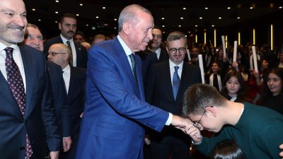 Cumhurbaşkanı Erdoğan: “Enformasyon ve kültür savaşlarının insanlığın gündemini belirlediği bir