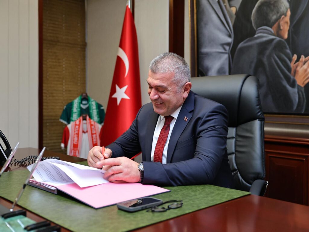 Başkan Sıbıç: “Su Meselesini Uzun Vadede Garanti Altına Alıyoruz” Bulancak Belediyesi, ilçenin geleceğini güvence altına alacak önemli bir altyapı