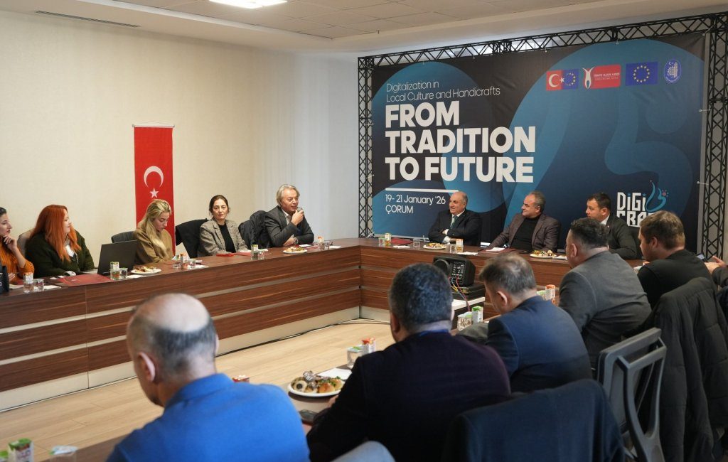 Çorum’da Kültürel Mirasın Dijital Dönüşümü Başladı Çorum Belediyesi’nin koordinatörlüğünde hayata geçirilen ve Avrupa Birliği tarafından desteklenen
