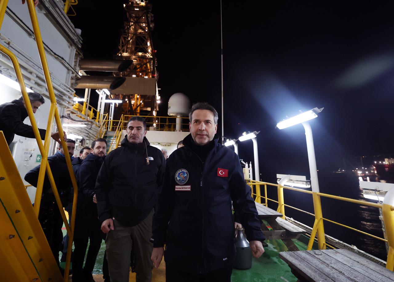 Enerji ve Tabii Kaynaklar Bakanı Alparslan Bayraktar, Çağrı Bey Sondaj