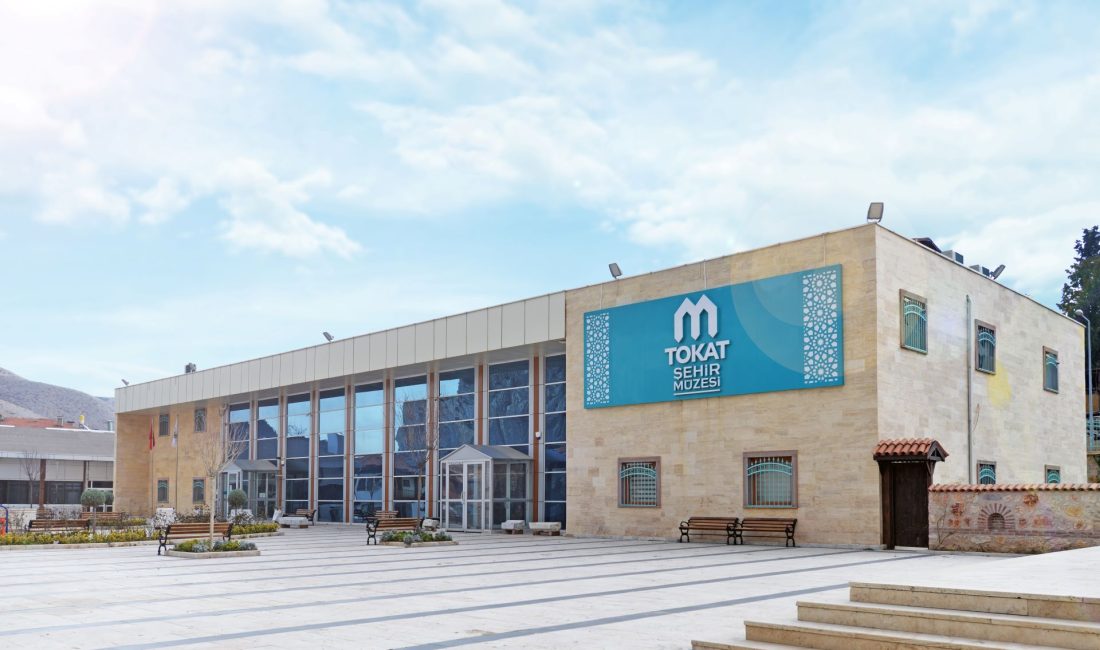 Tokat Belediyesi Şehir Müzesi 2025’te Rekor Ziyaretçi Sayısına Ulaştı Tokat Belediyesi’nin şehrin kültürel hafızasını yaşatmak amacıyla hizmete sunduğu Tokat